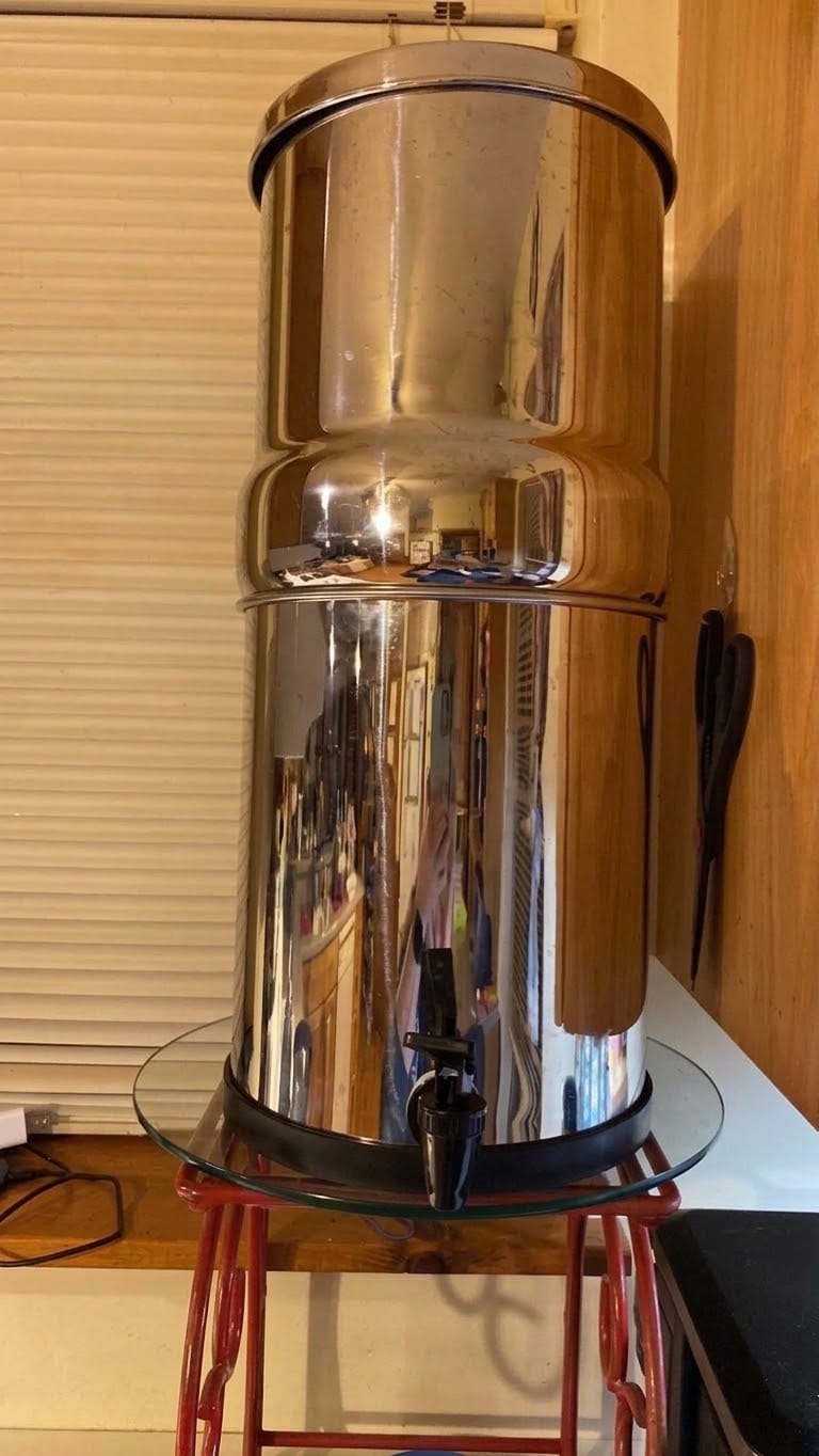 Customer photo review of Purroa Countertop Water Filter – Stainless Steel