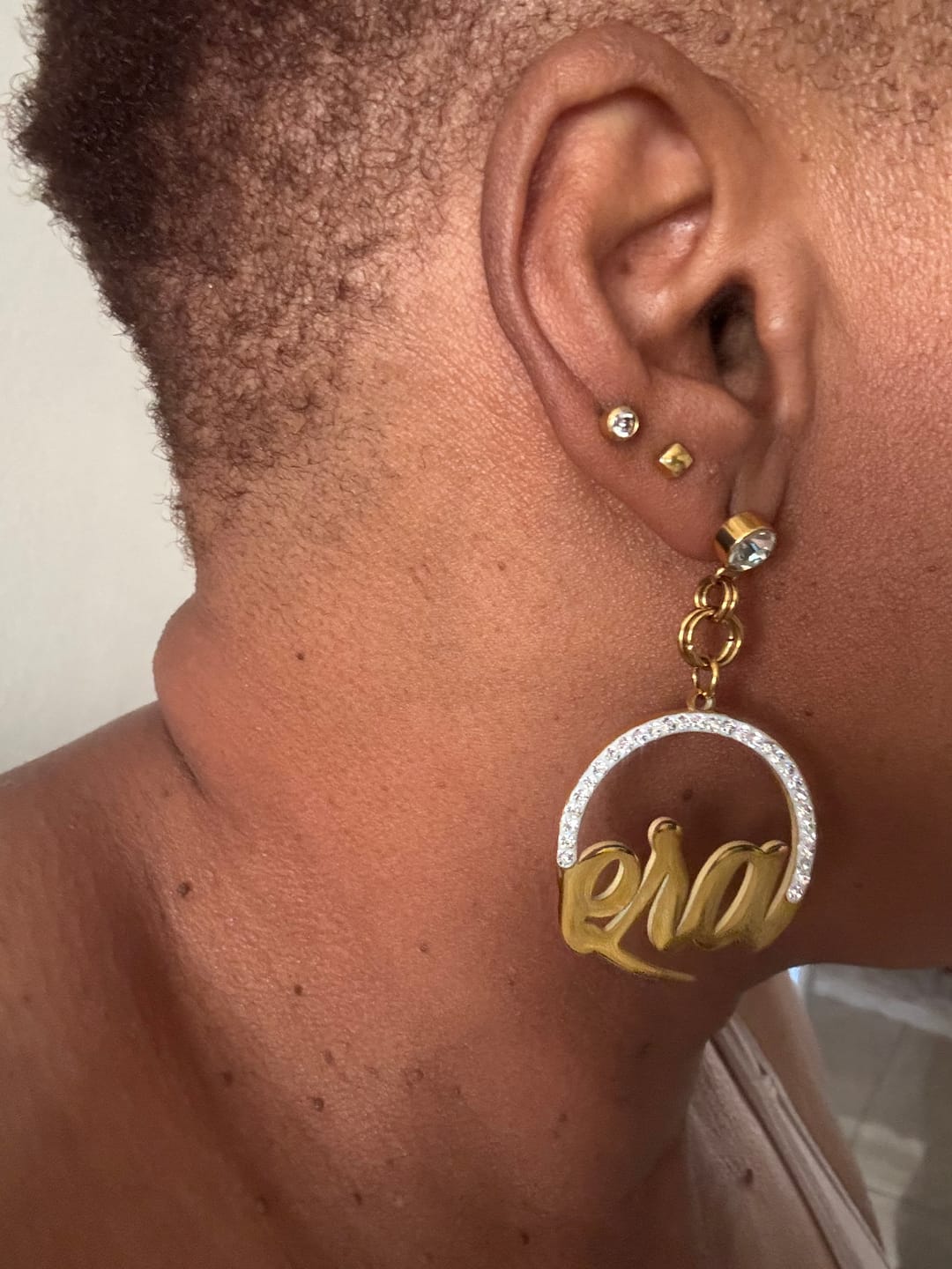 Customer photo review of Gold Era Teardrop Earrings