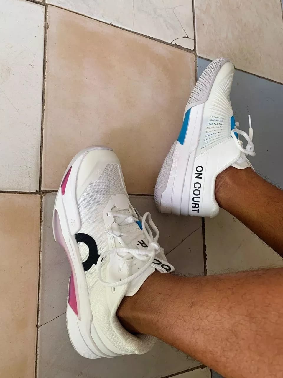 Customer photo review of Roger Pro Fire White | Pink - RFW