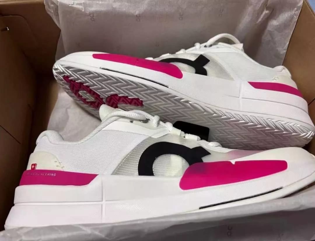 Customer photo review of Roger Pro 2 White Pink - RWP