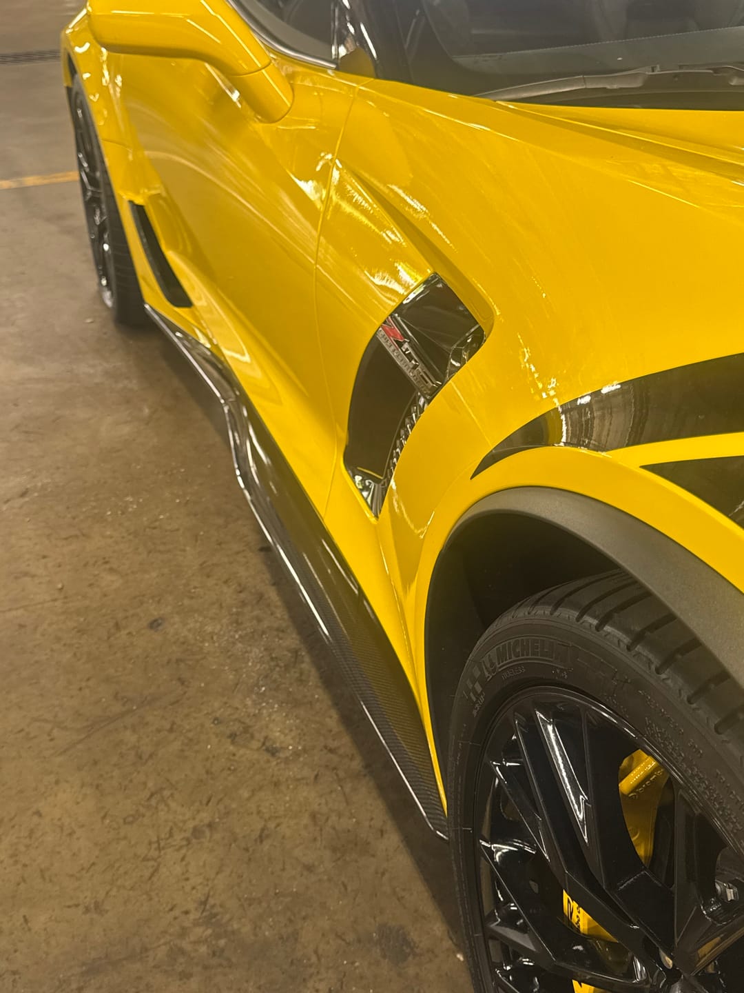 Customer photo review of Corvette C7 | Z06 / Z07 OEM Style Side Skirt Set Rocker Panels