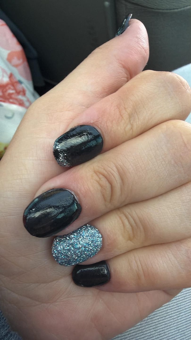 Customer photo review of Frozen Sky Dipping Powder