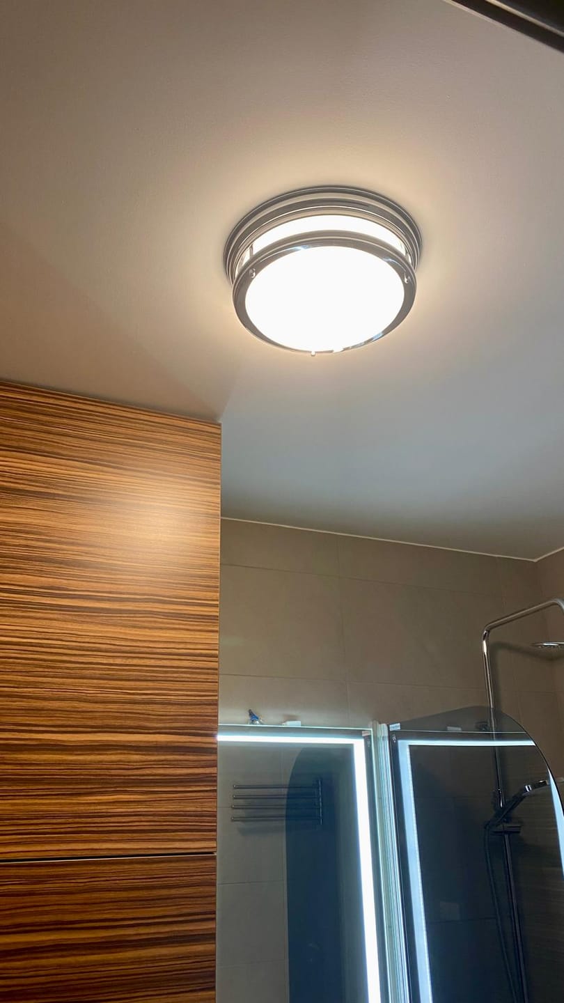 Customer photo review of Plafon Hadrian - 2 źródła światła - Szkło opalowe - Chrom