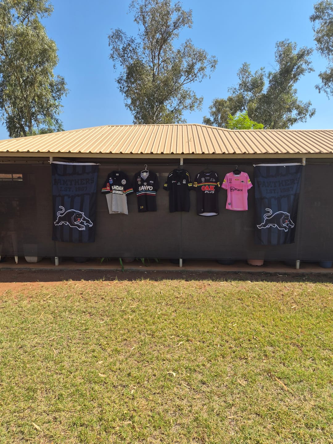 Customer photo review of Penrith Panthers Cape Flag (90cm x 150cm)