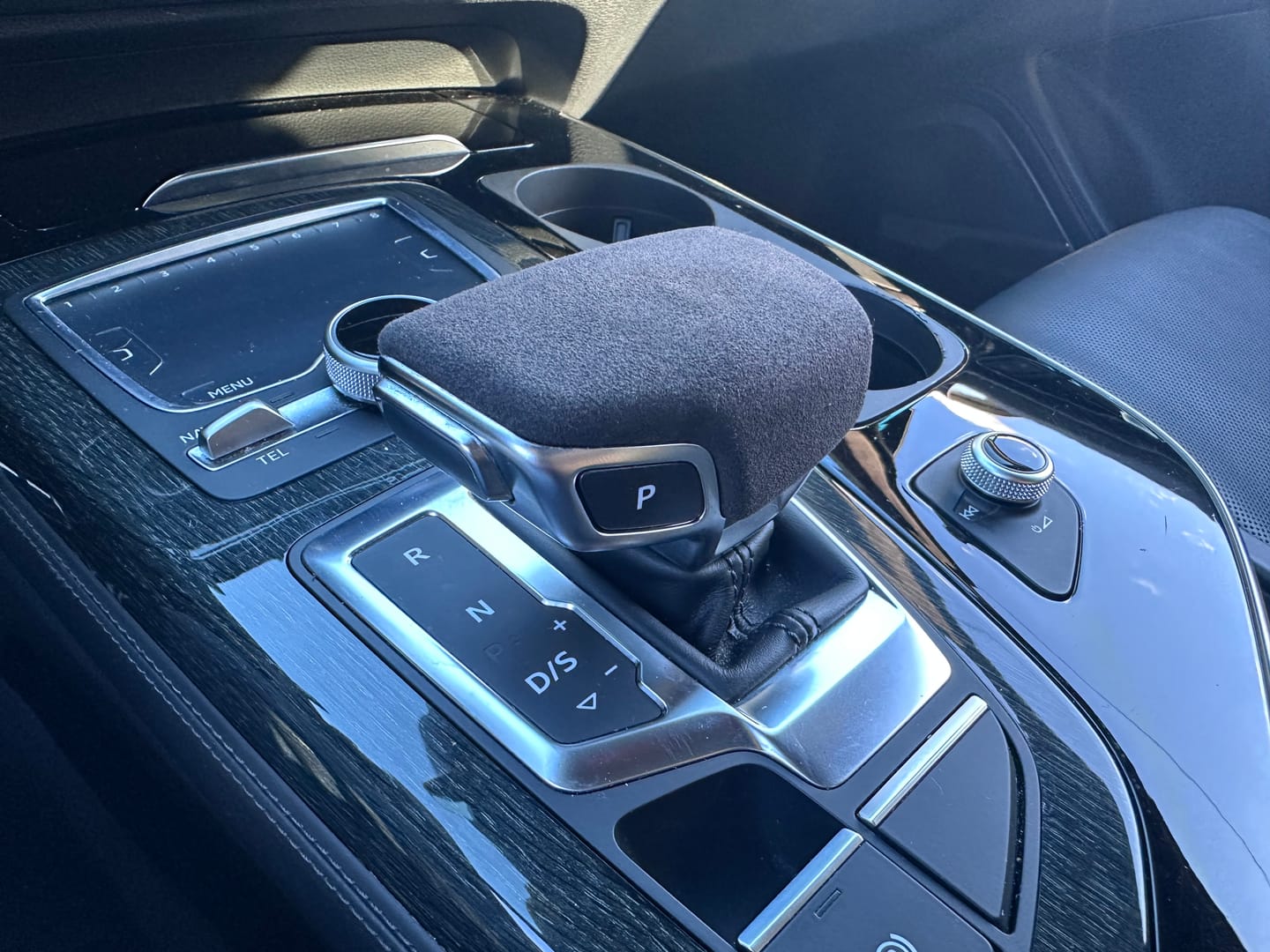 Customer photo review of Audi B9/Q7 4M Shift Knob