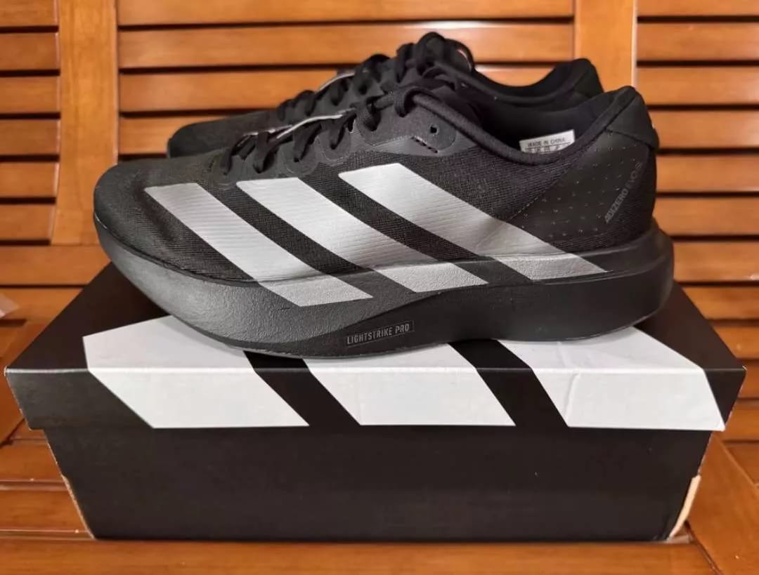 Customer photo review of Adizero Evo SL CoreBlack / Iron Mettalic - AZS