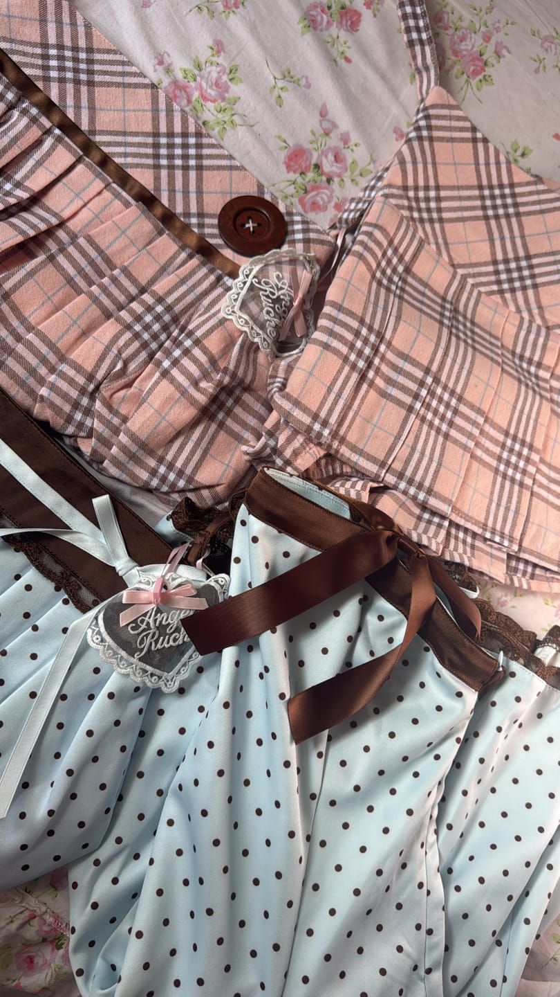 Customer photo review of Dolly Polka Dot Bag (Baby Blue)