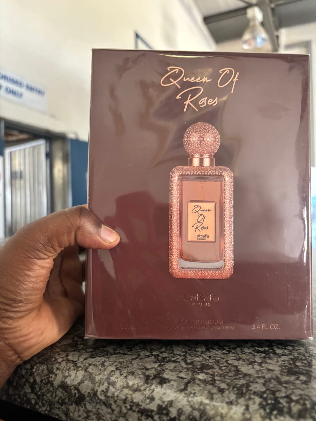 Customer photo review of QUEEN OF ROSES LATTAFA PRIDE EDP 100ML