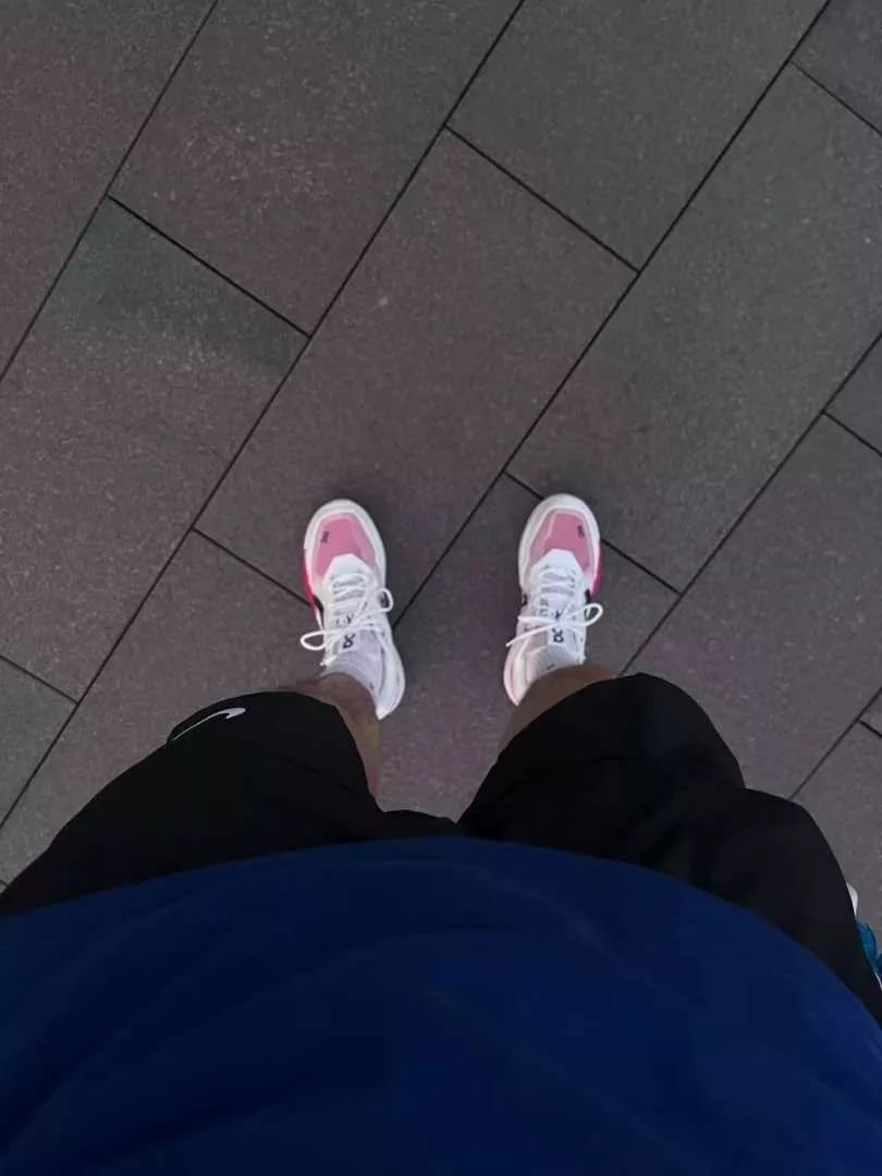 Customer photo review of Roger Pro 2 White Pink - RWP