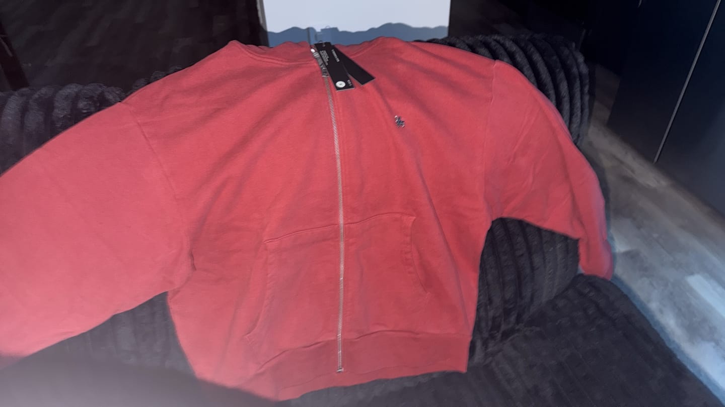 Customer photo review of W5210 - Studio Edit Zip Hoodie