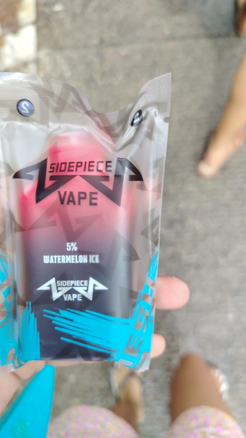 Customer photo review of Sidepiece Mesh 8000 Puffs