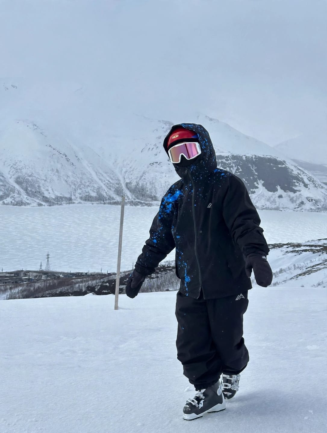 Customer photo review of Snow Reactive Jacket
