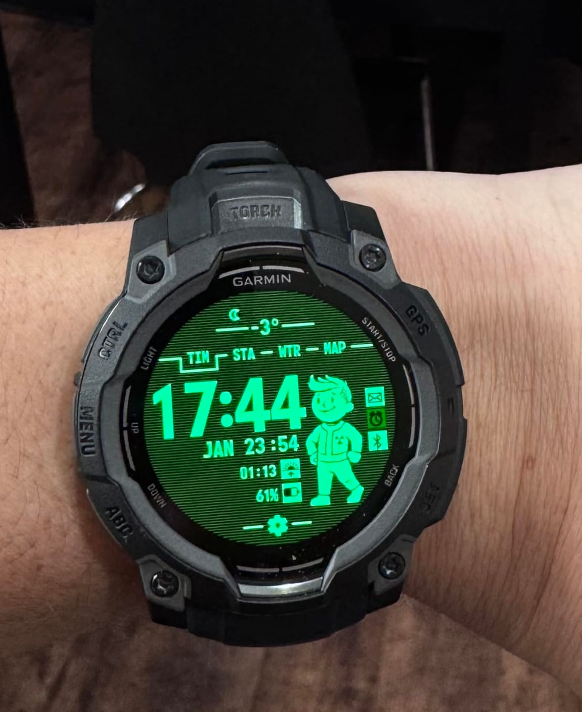 Customer photo review of Garmin Instinct 3 AMOLED