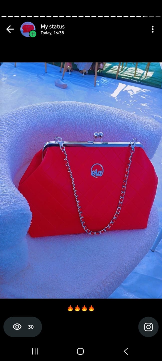 Customer photo review of ERA Oversized Kisslock Chain Bag – Red