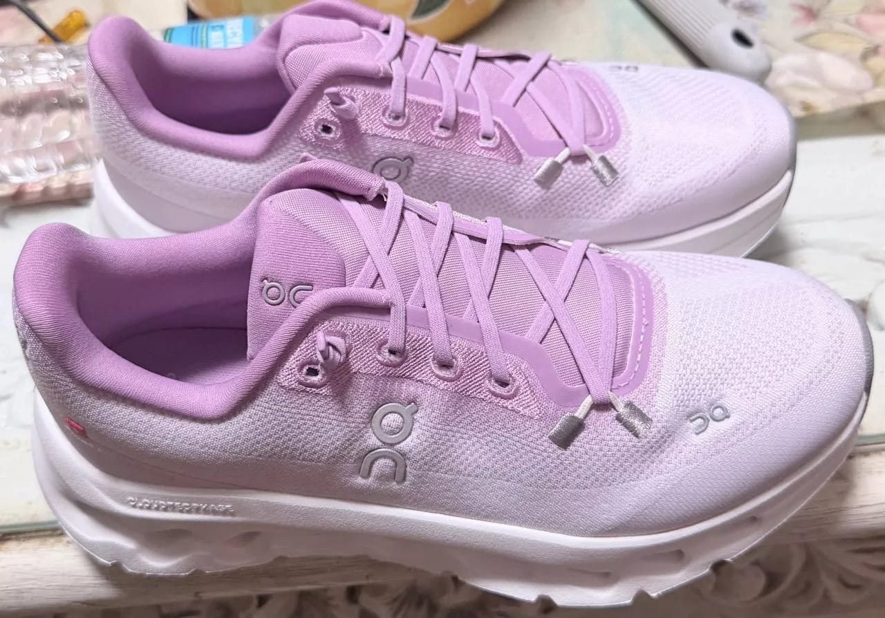 Customer photo review of Cloudtilt Bloom | Sakura - CBS