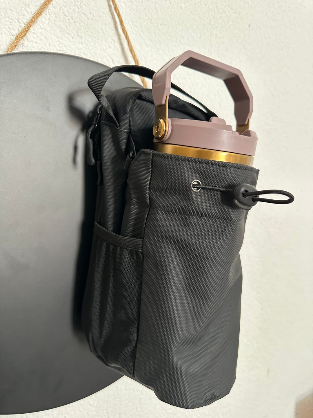 Customer photo review of VEYNE Magnetic Gym Bag
