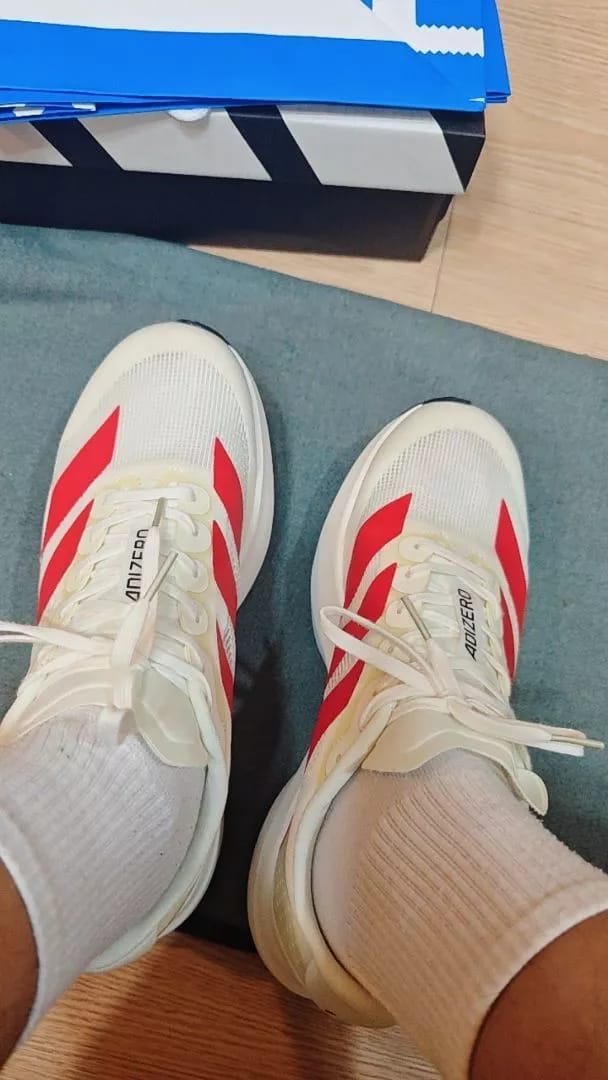 Customer photo review of Adidas Adizero EVO SL Off White Better Scarlet - ADS