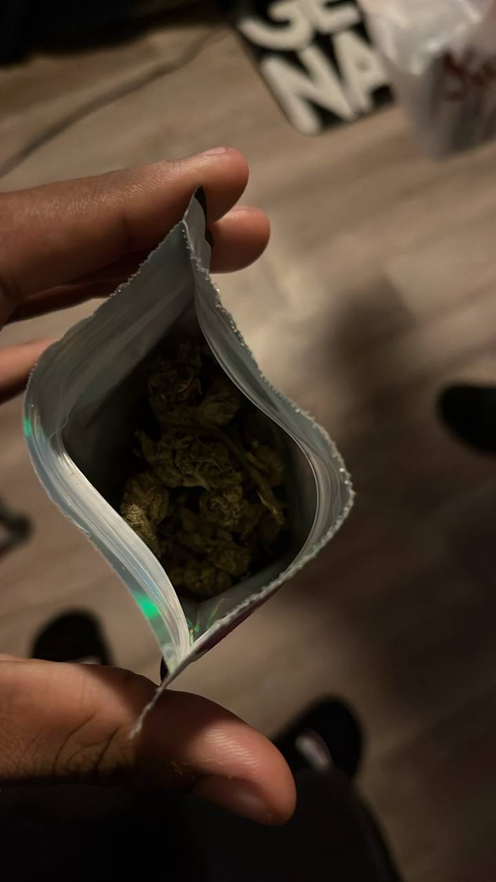 Customer photo review of Exotic Smalls