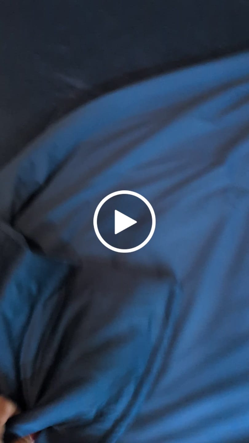 Customer video review of CloudCool™ Cooling Comforter