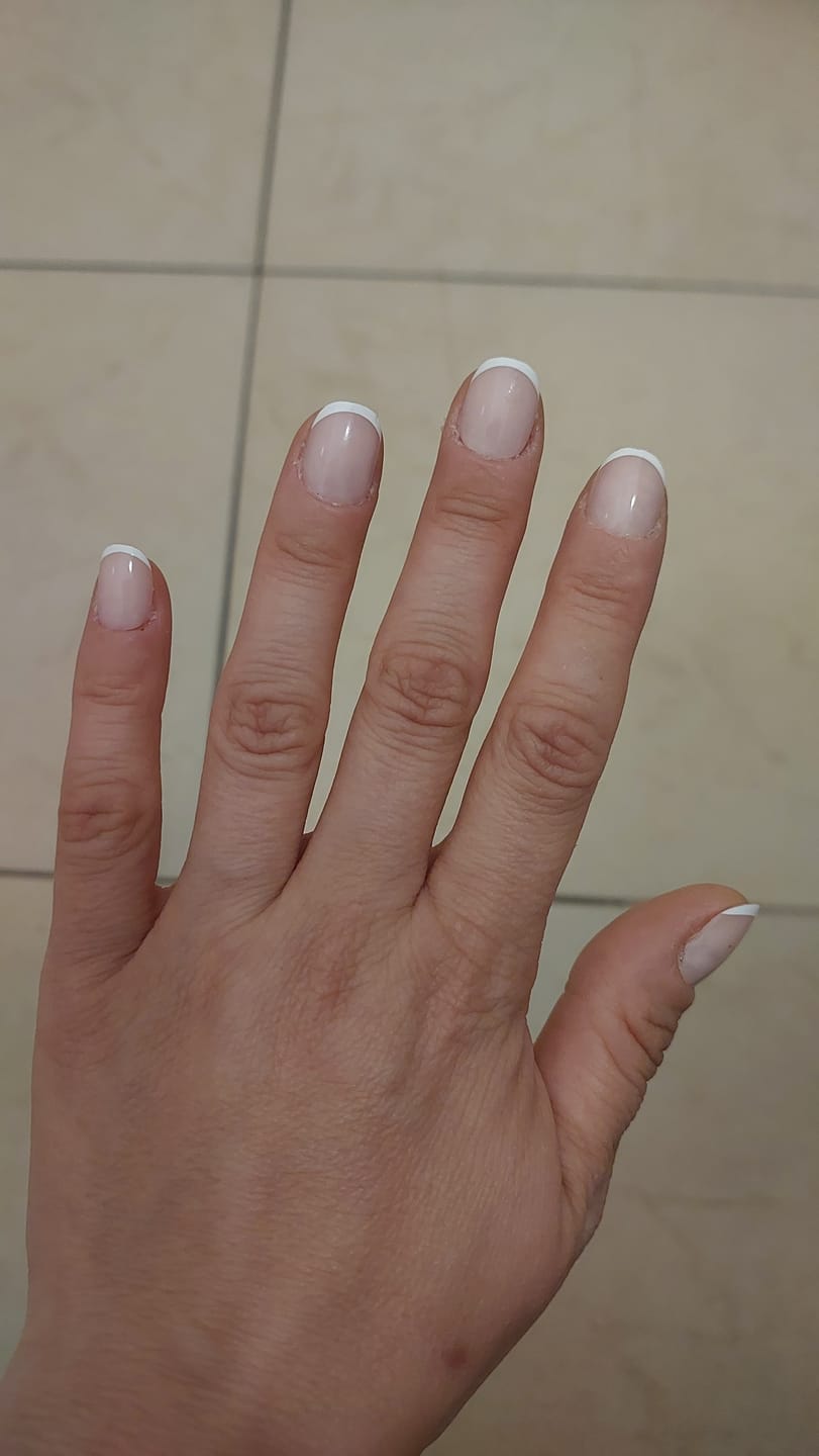 Customer photo review of Chic & French - XS Squoval - 30 Adet Takma Tırnak