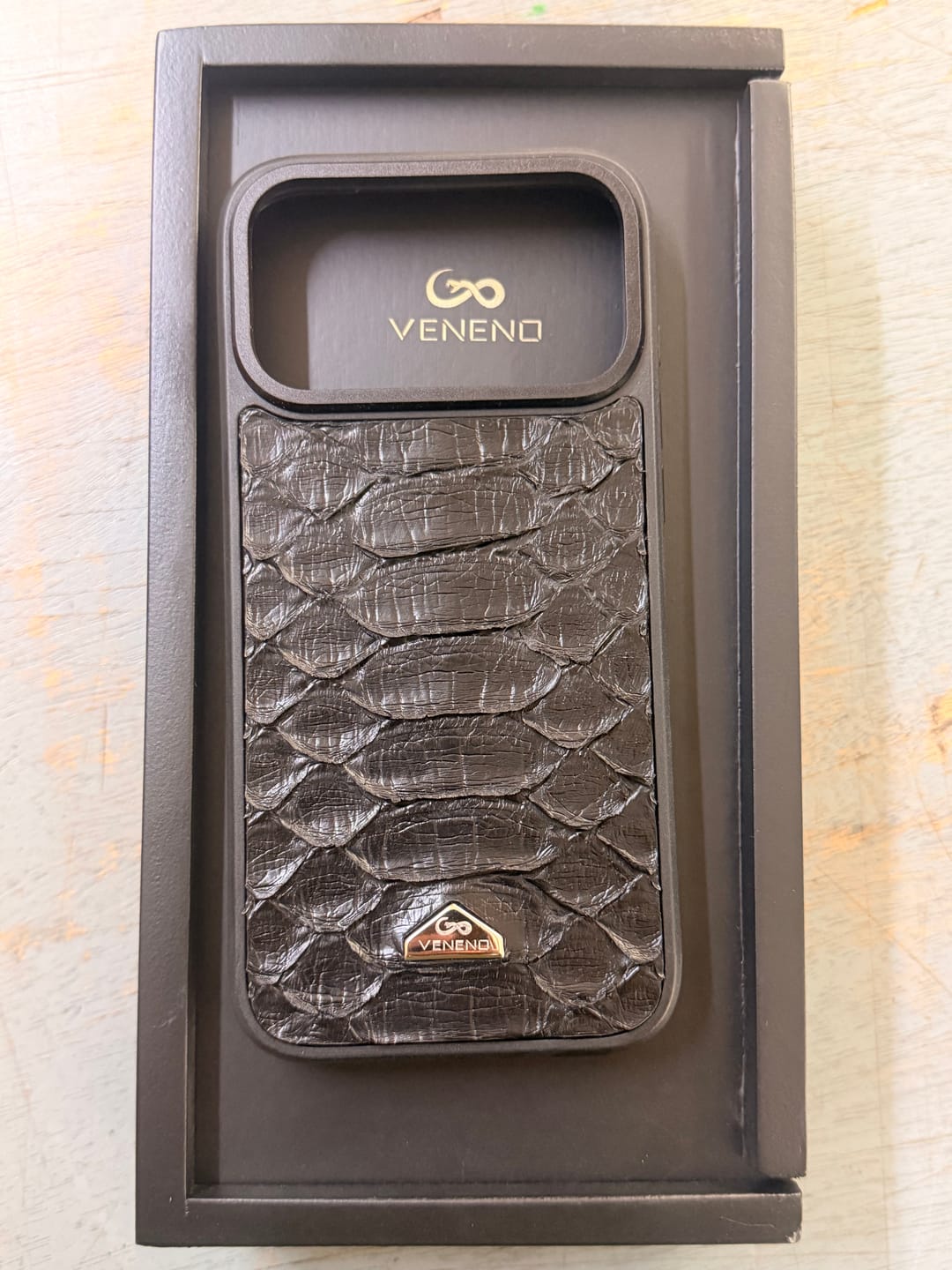 Customer photo review of Funda iPhone 17 Pro Max Python Black