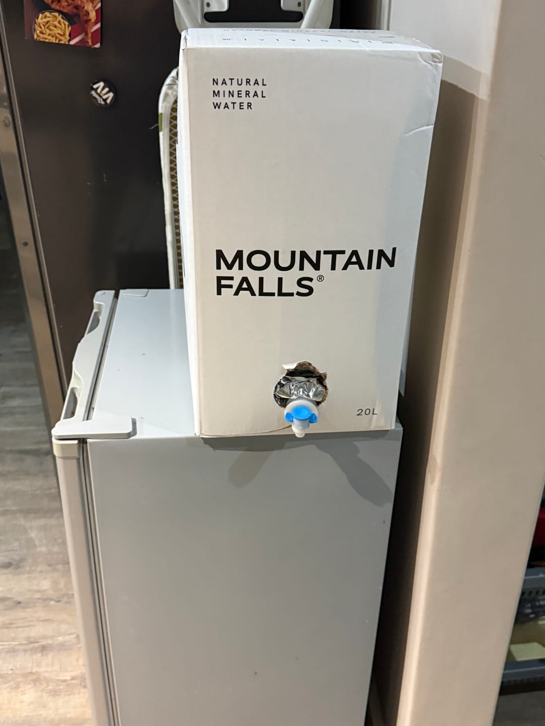 Customer photo review of AcquaBox by Mountain Falls 20L – STILL Mineral Water (on tap Bag-in-Box)