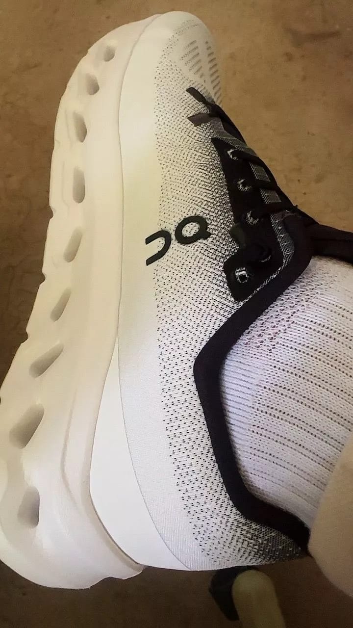 Customer photo review of Cloudtilt Black Ivory - CTI