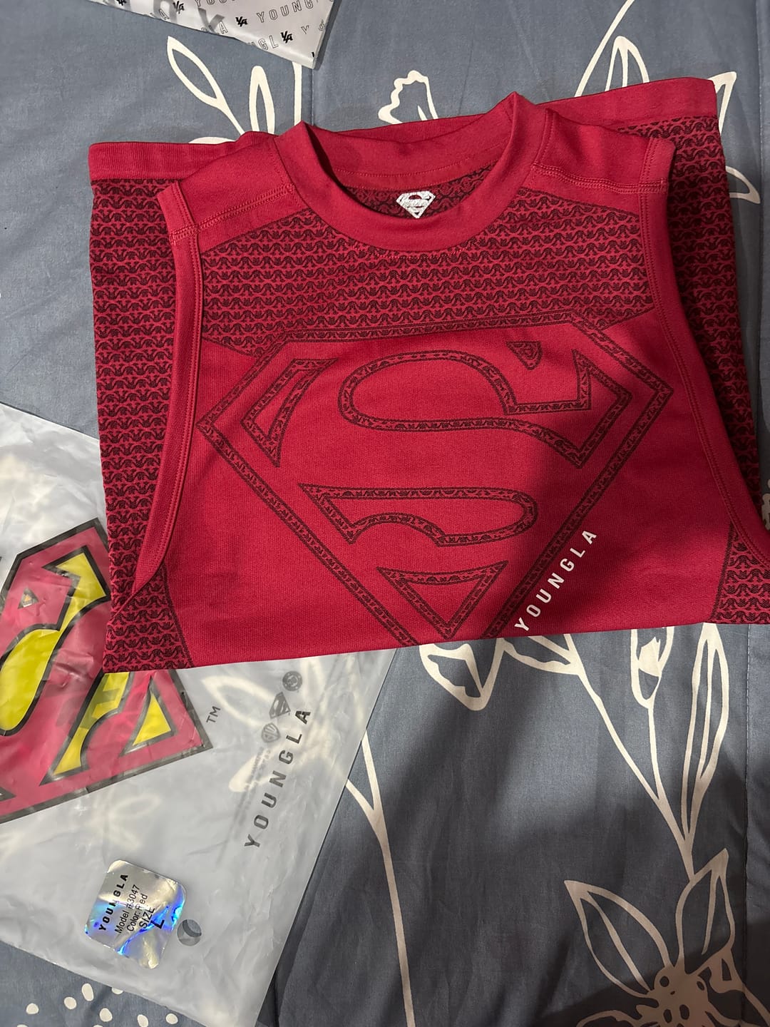 Customer photo review of 3047 - Superman Compression Tanks