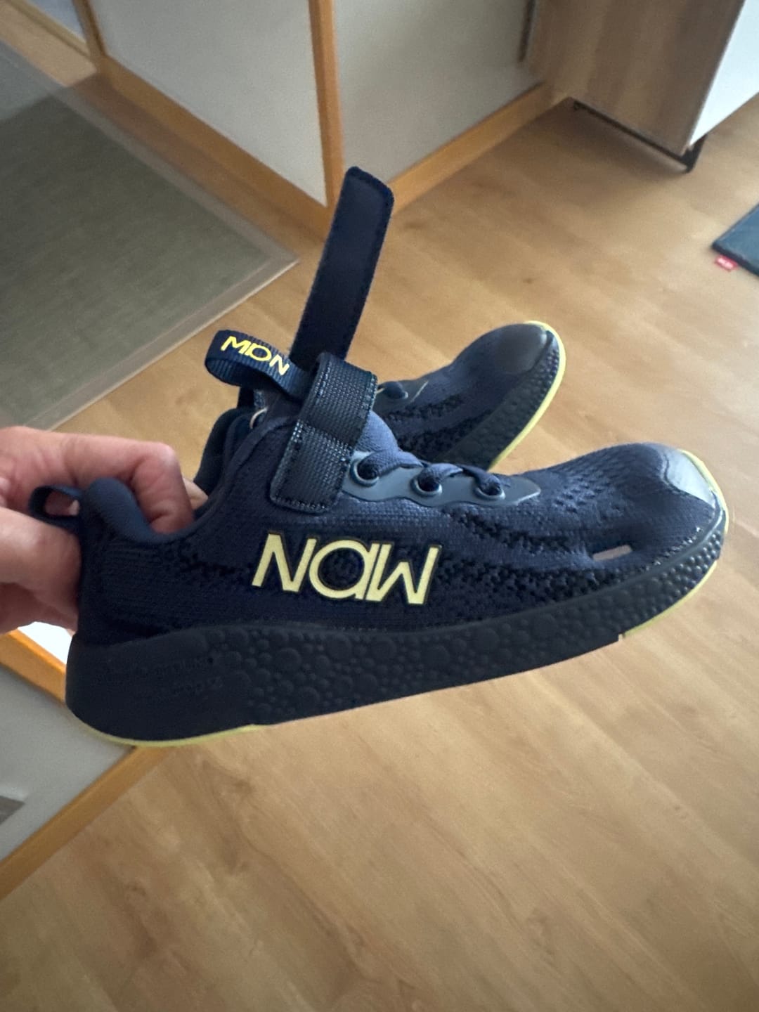 Customer photo review of Midnight Sail Kids 🏃‍♀️
