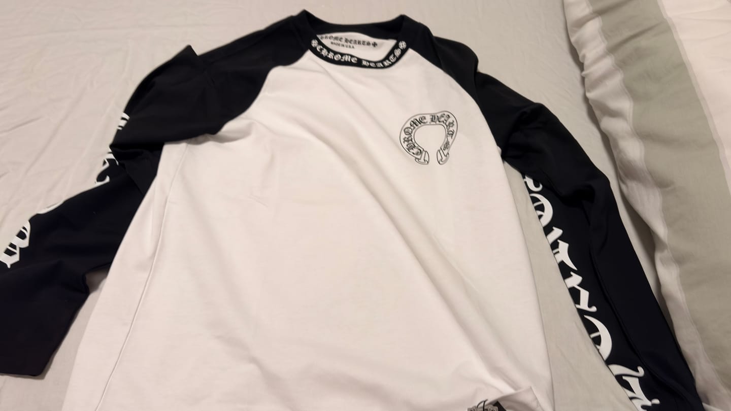 Customer photo review of CHROME HEARTS | חולצה ארוכה - שחורה/לבנה
