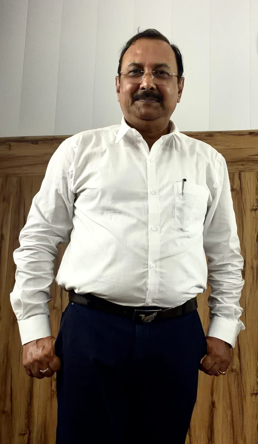 Customer photo review of Good Luck - 100% Cotton Formal White Shirt For Men | Uathayam