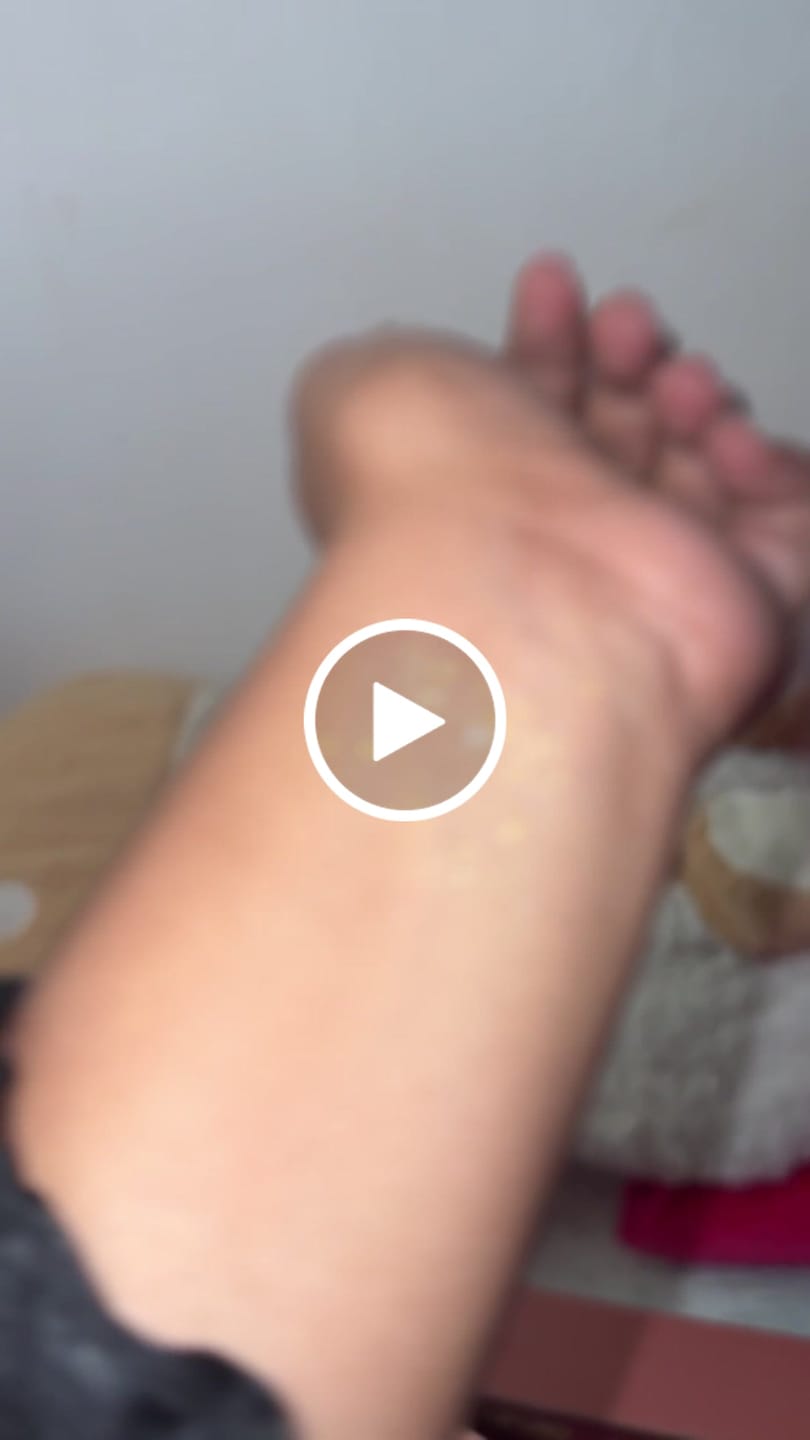 Customer video review of SOMBRA CREMOSA INDIVIDUAL