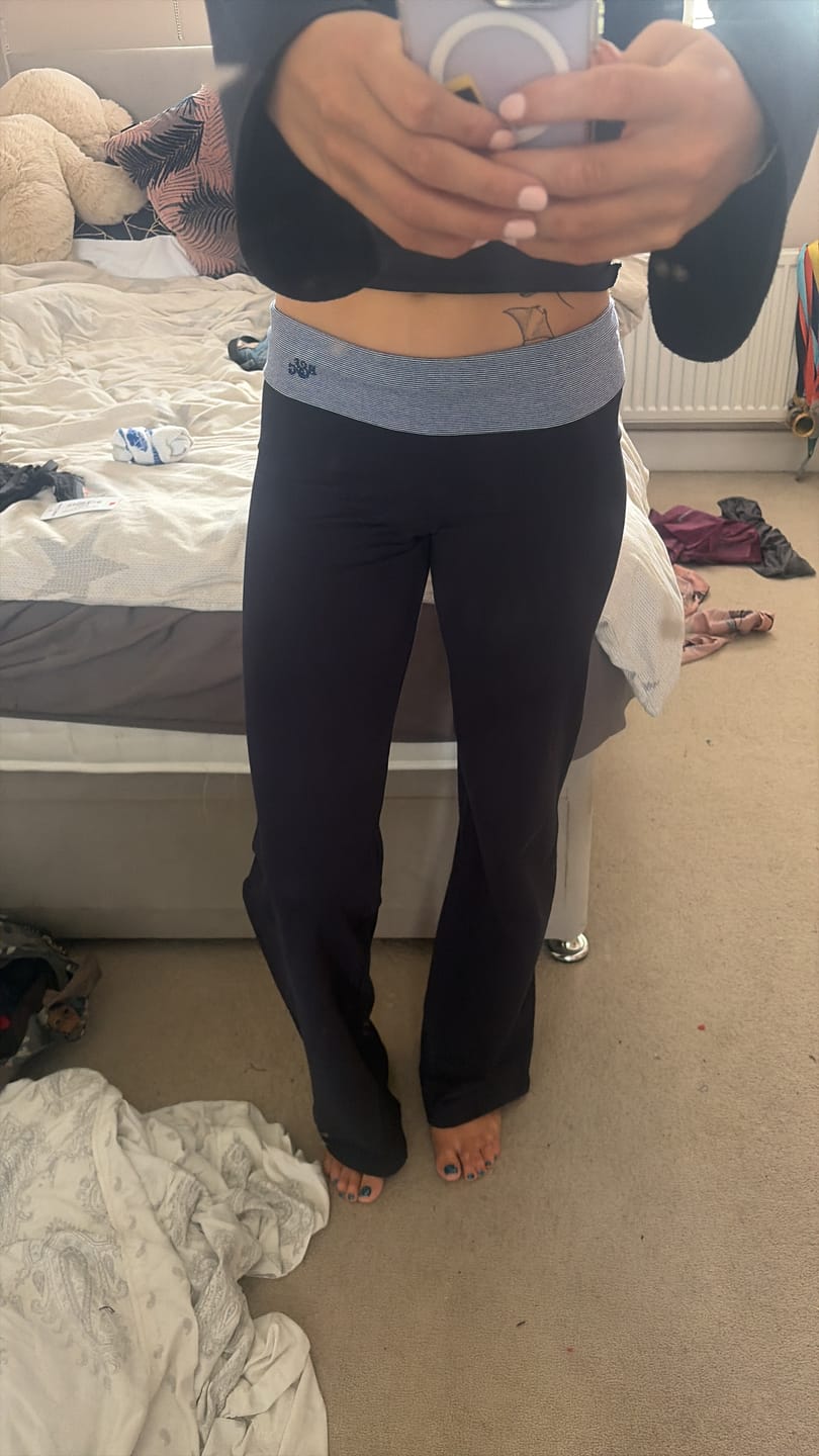 Customer photo review of Etalie Off-Shoulder Top - Navy