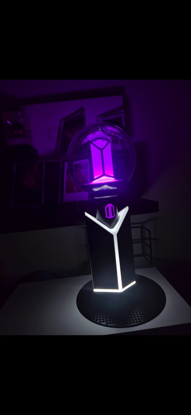Customer photo review of BTS - OFFICIAL LIGHT STICK VER.4 CRADLE