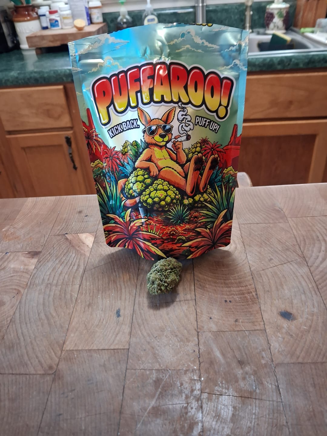 Customer photo review of Puffaroo - White Runtz - 28 Grams - Indica