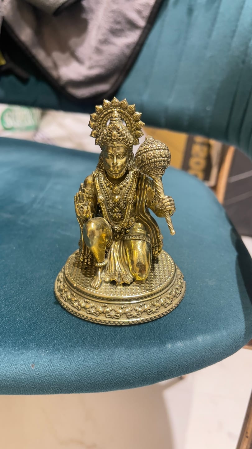 Customer photo review of Hanuman Ji Brass Idol | Vastu Remedy for Strength, Protection & Devotion | 3–4 Inch | 140–210 g