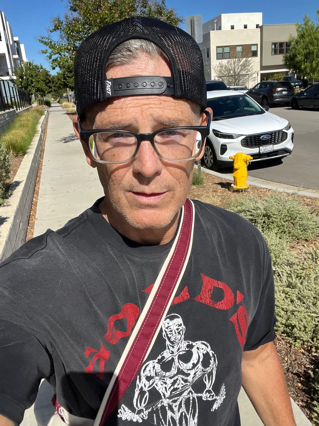 Customer photo review of 4213 - Gold's Iron Legacy Icon Tees