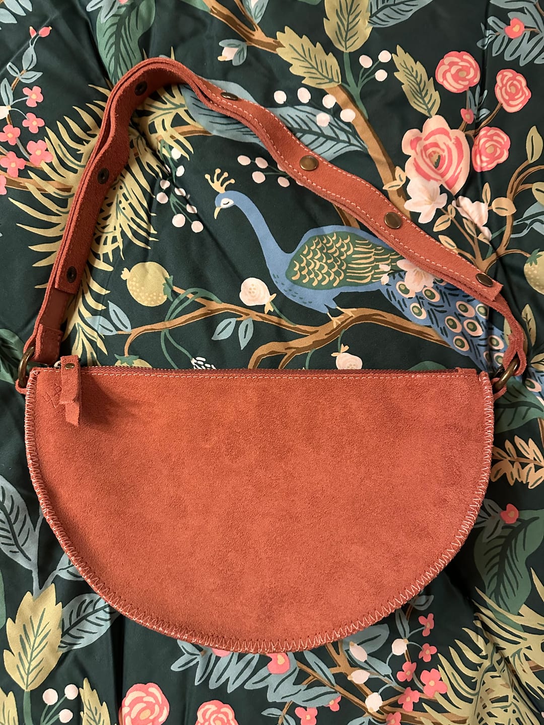 Customer photo review of Rose Biggie Bee