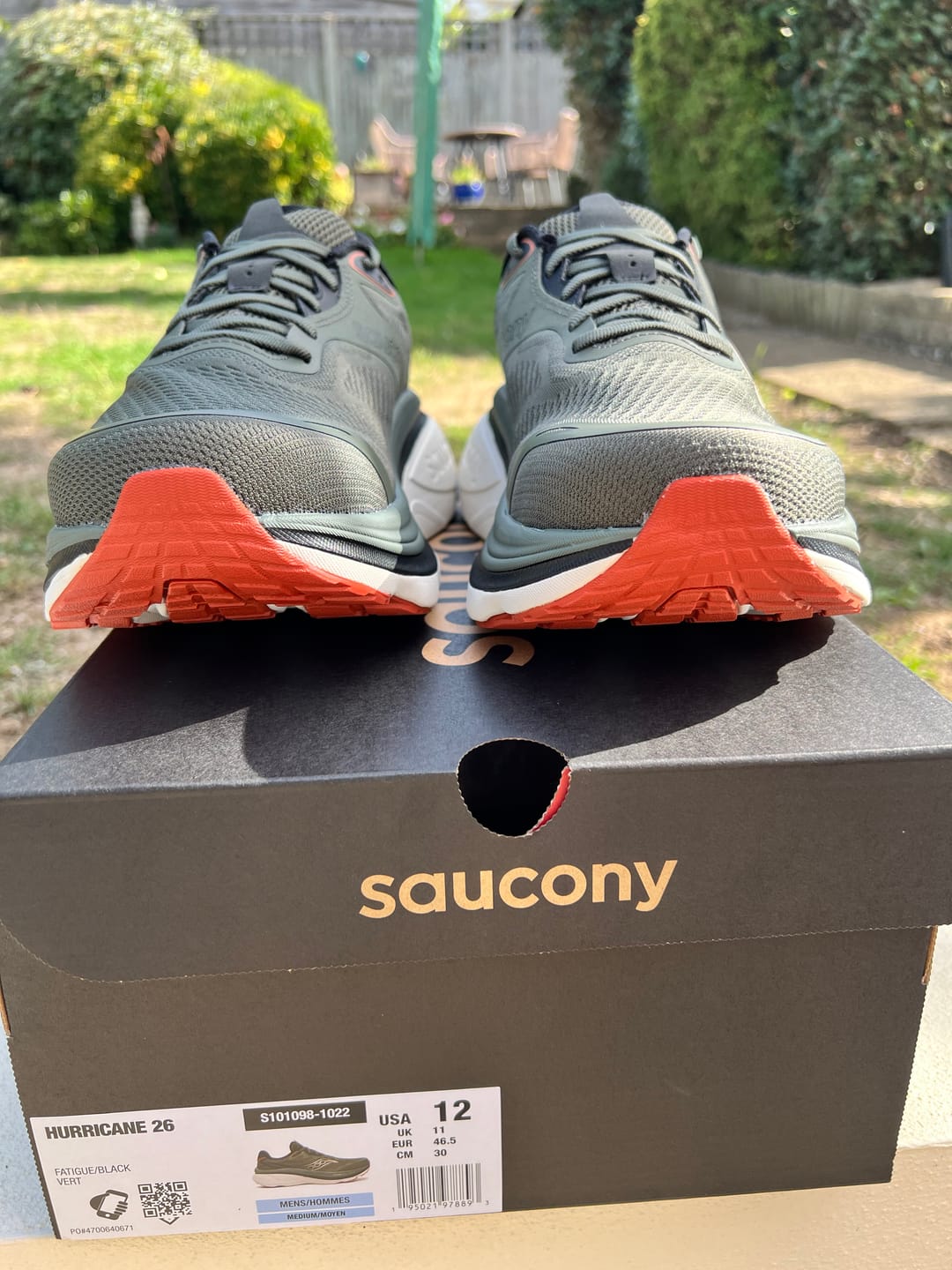 Customer photo review of Saucony Hurricane 26 Men's Running Shoe - Fatigue/Black