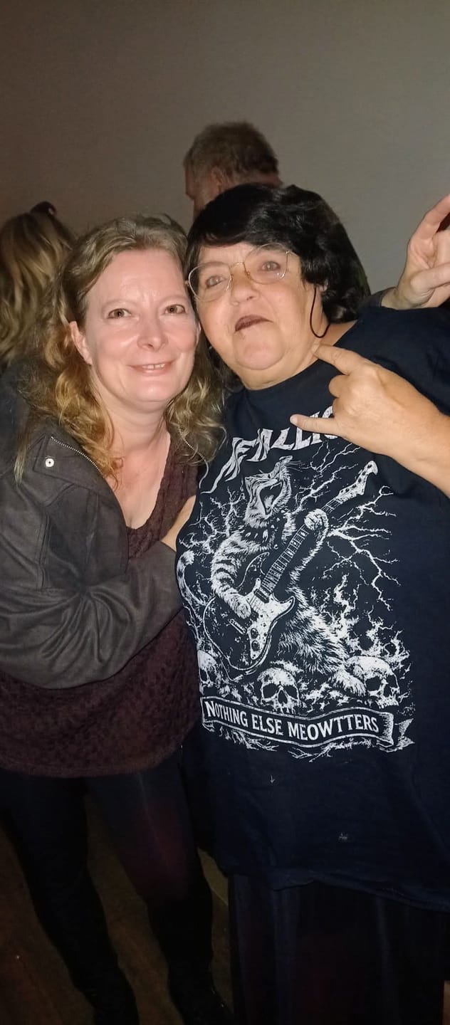 Customer photo review of Metallicat Basic Shirt Unisex