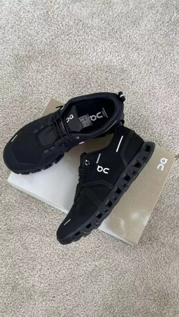 Customer photo review of Cloud 6 Black | Black -BCL