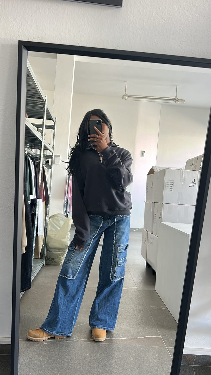 Customer photo review of Sweatshirt Half Zip Blanks 330GSM Dark Grey
