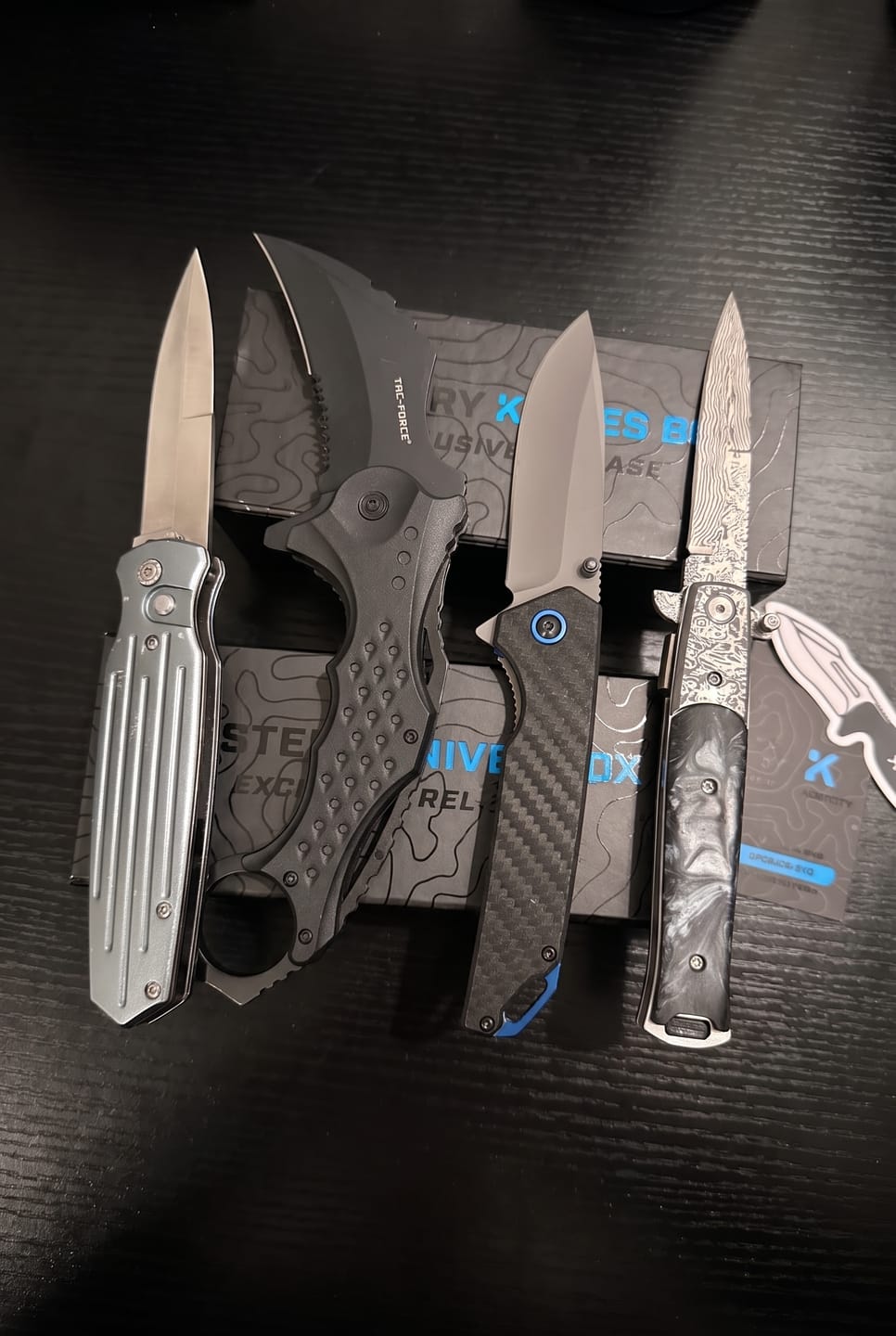 Customer photo review of MYSTERY KNIVES BOX™