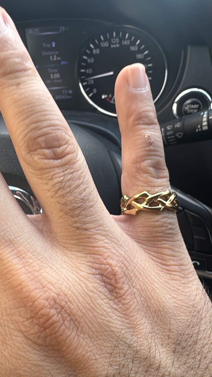 Customer photo review of Thorns Ring