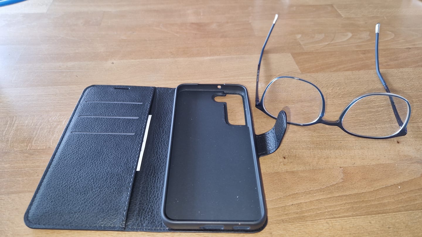 Customer photo review of Galaxy S22 - Leder Etui Hülle