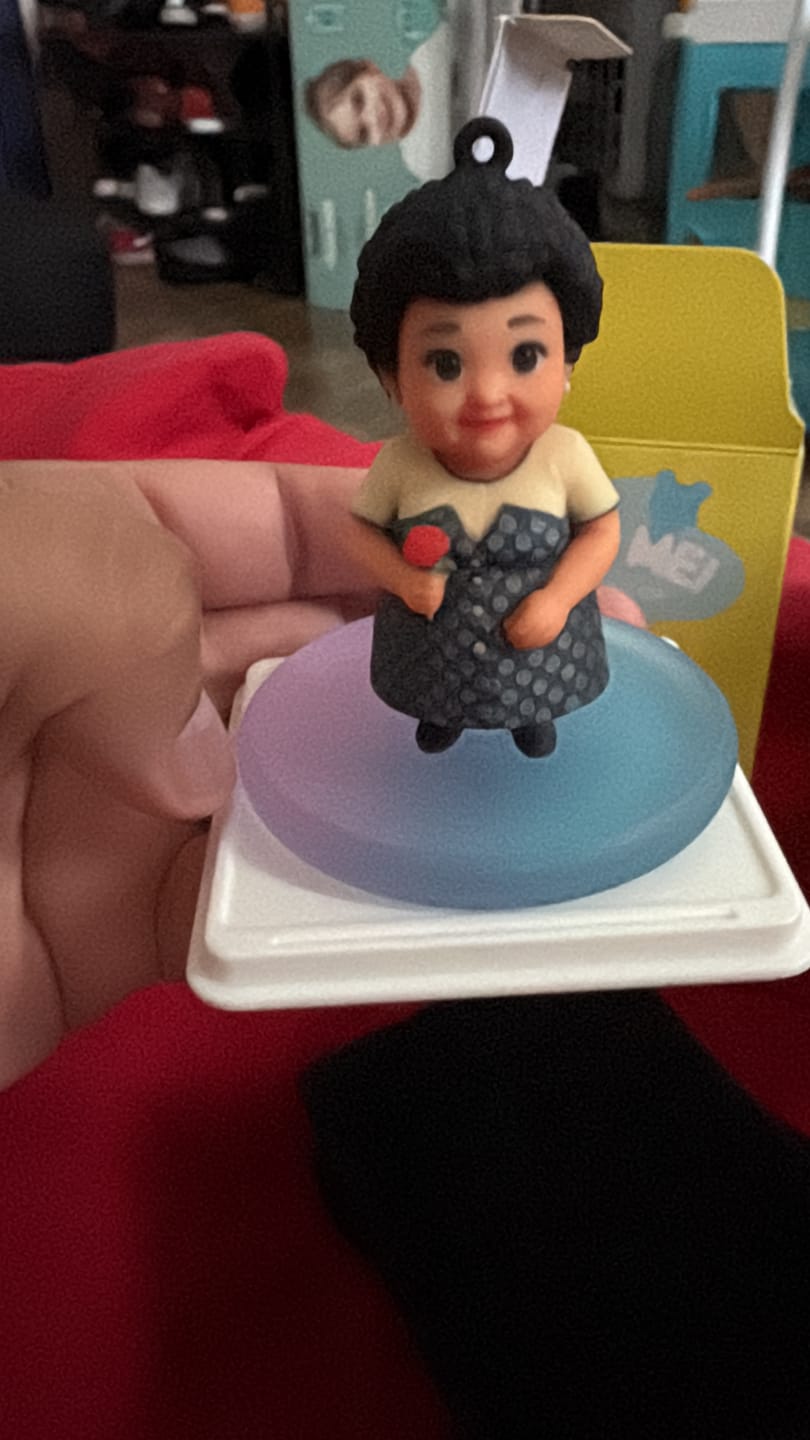 Customer photo review of Personalized Pet 3D Figure Keychain from Photo