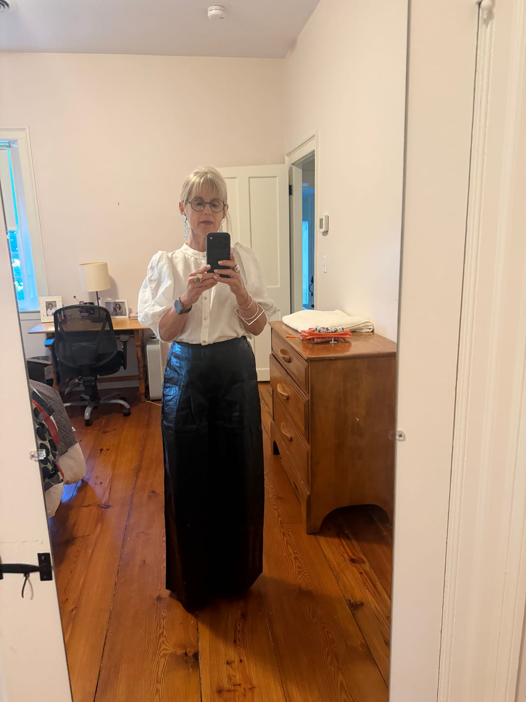 Customer photo review of Culotte Metallic Linen Pants - Black