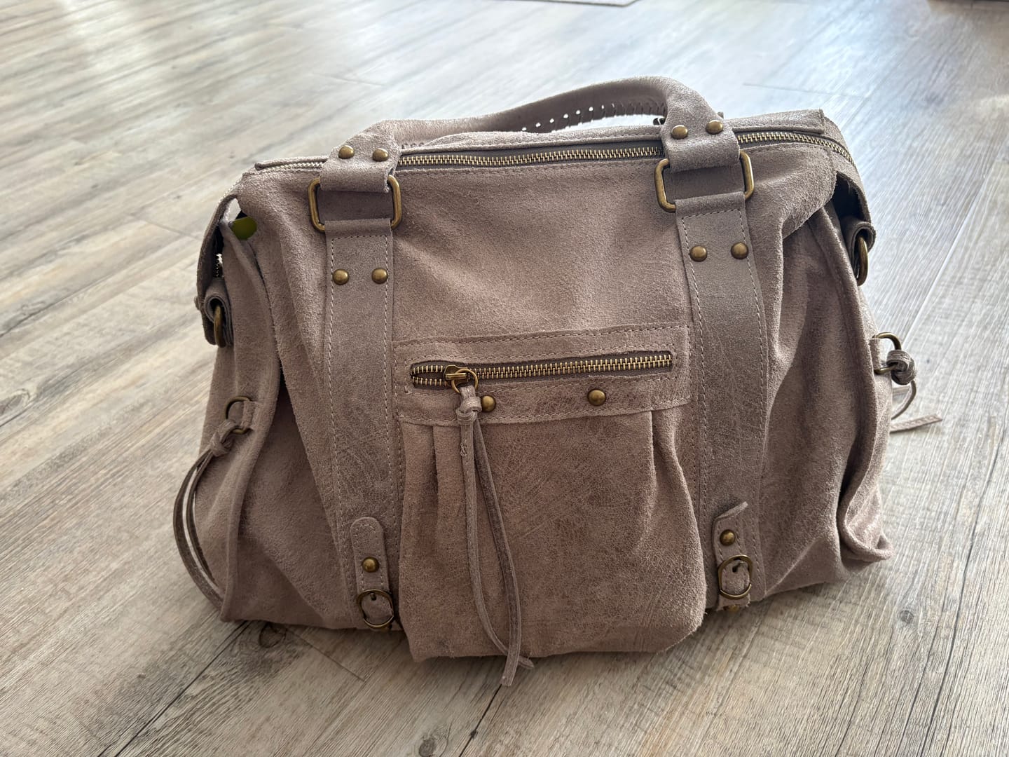 Customer photo review of It girl bag taupe