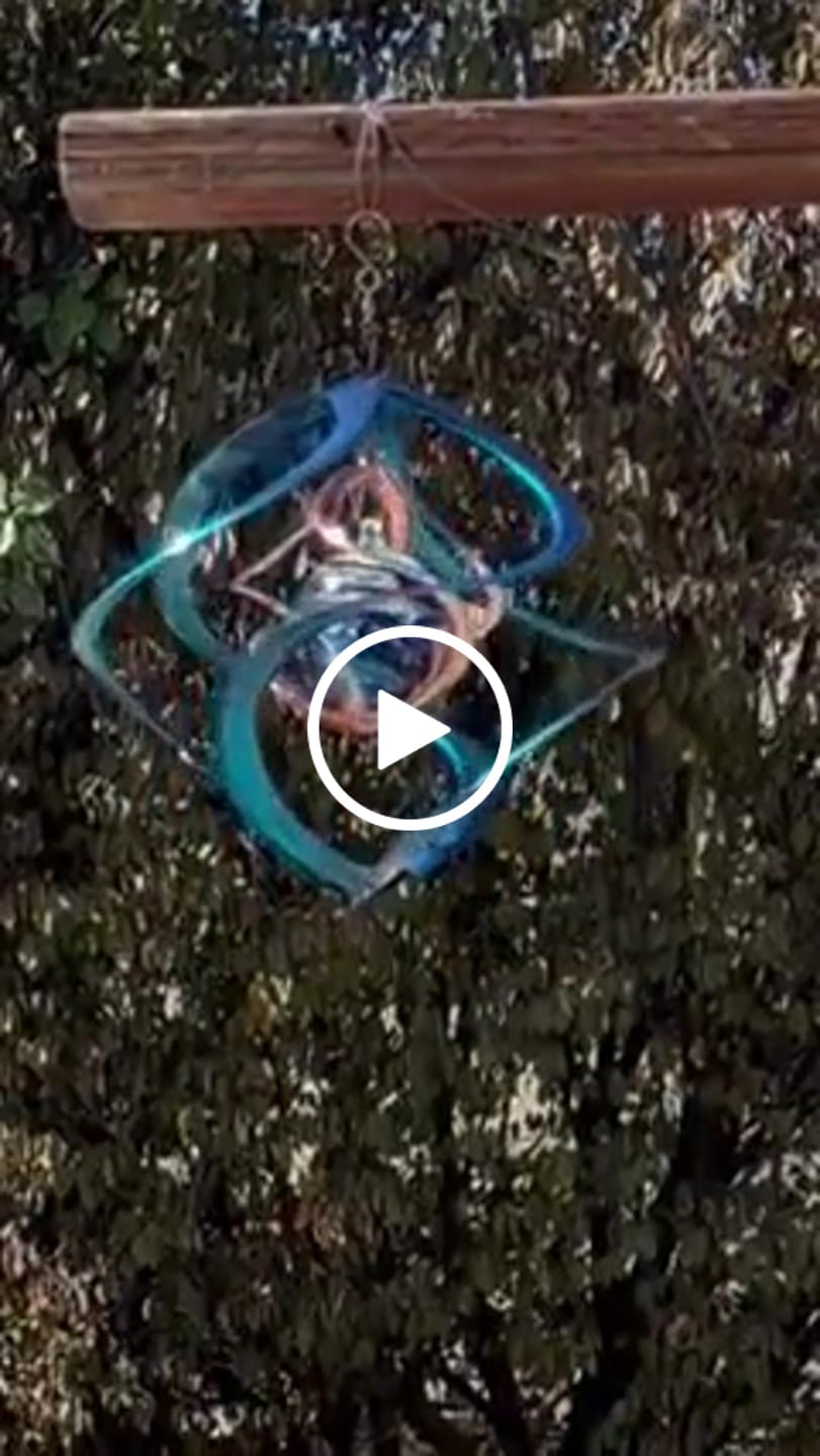 Customer video review of Glimmer Orb Spinner with Cremation Ashes