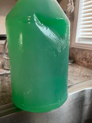 Customer photo review of Foot Spa Foot Soak – Bulk Refill Gallon – Cleansing & Softening Formula with Eucalyptus & Peppermint Oil – Refreshing Foot Bath for Pedicures & Tired, Aching Feet